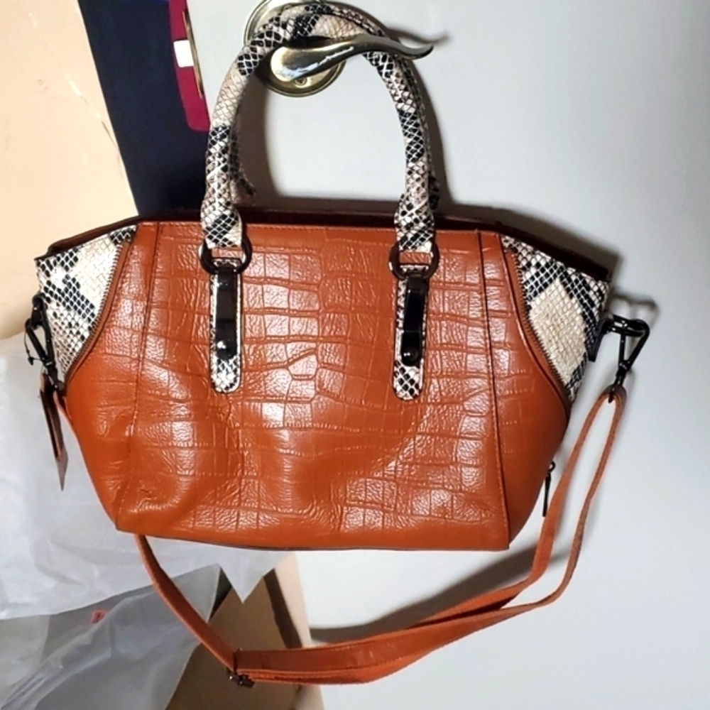 Genuine Leather Reptile Embossed Handbag Snake Accents - Picture 5 of 10